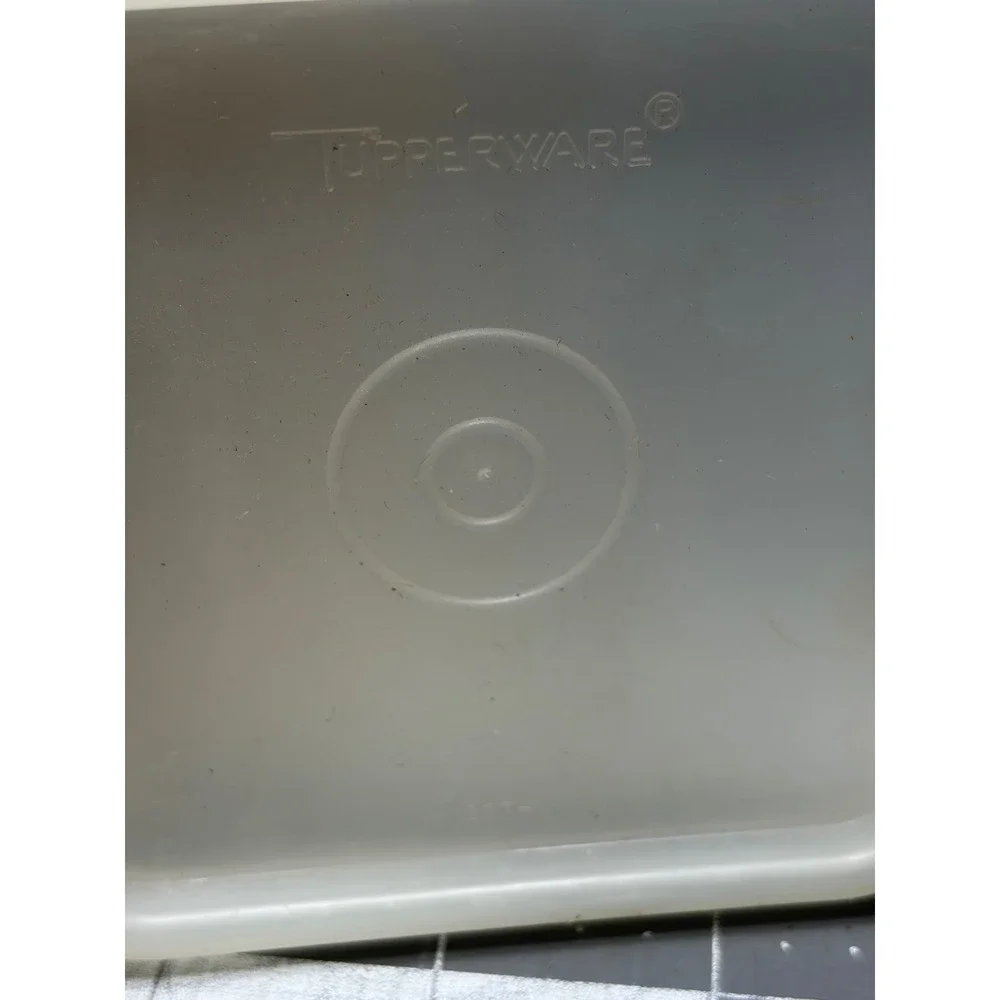 Tupperware Cracker Stayer Canister Cream Rectangle 1696 7 with Tray and Lid